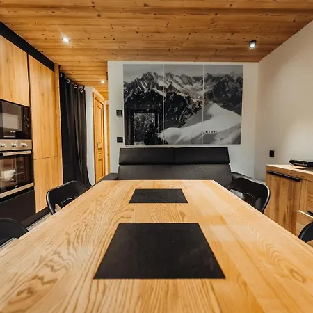 Les Cimes Des Simond Furnished Studio 아파트